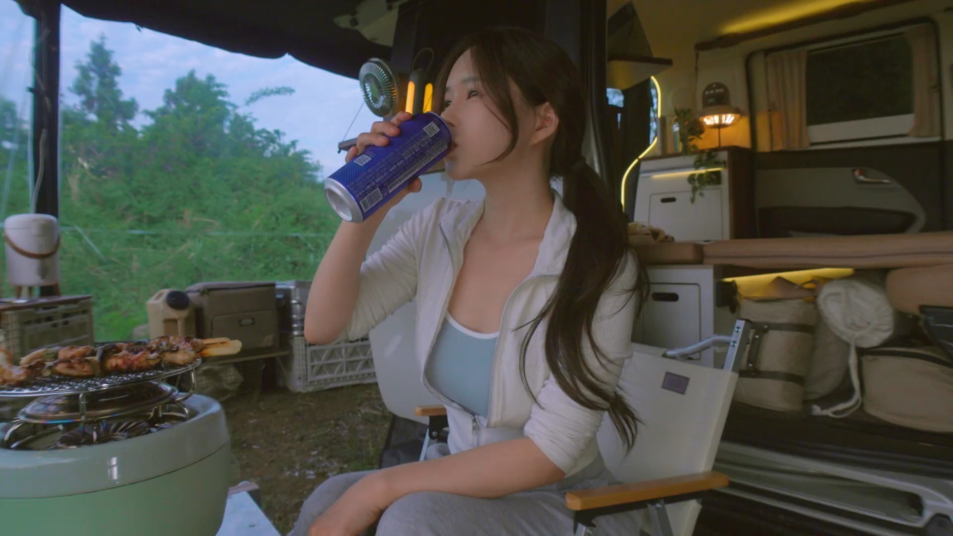 【抗战胜利80周年】吉鸿昌为何在瓷碗上写“作官即不许发财”？